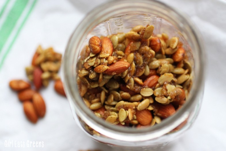 spicy-ginger-mixed-nuts-walnuts-almonds-pepitas-vegetarian-vegan-girl-eats-greens_0015